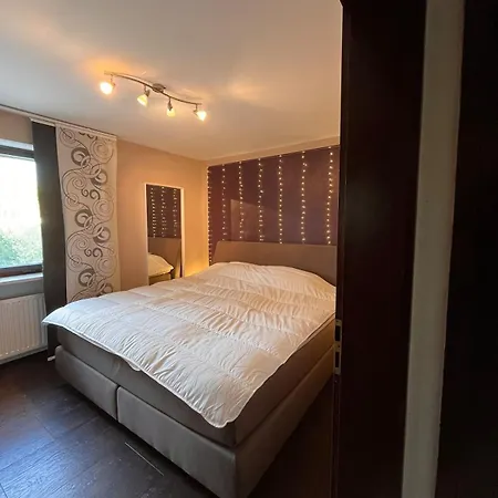 Wunderschöne, Große Gartenwohnung Mit 3 Schlafzimmern Nähe Kaufbeuren Apartment