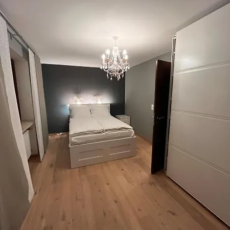 Wunderschöne, Große Gartenwohnung Mit 3 Schlafzimmern Nähe Kaufbeuren