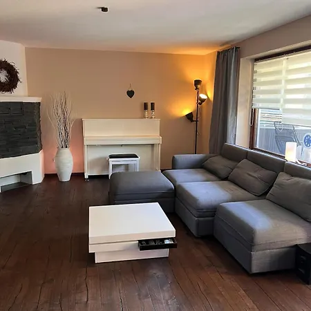 Wunderschöne, Große Gartenwohnung Mit 3 Schlafzimmern Nähe Kaufbeuren