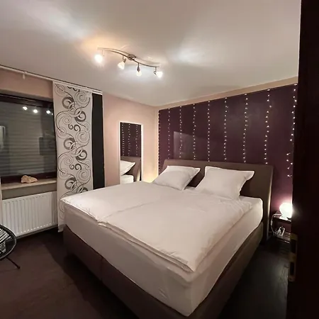 Wunderschöne, Große Gartenwohnung Mit 3 Schlafzimmern Nähe Kaufbeuren Apartment *