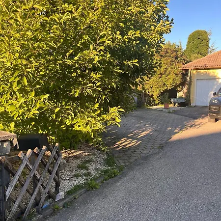 Wunderschöne, Große Gartenwohnung Mit 3 Schlafzimmern Nähe Kaufbeuren Apartment Untergermaringen